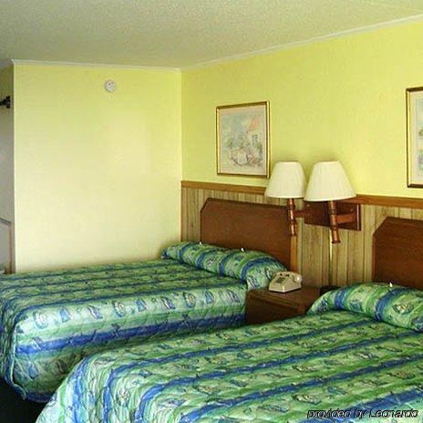 شاطئ ميرتل Sea Hawk Oceanfront Motel الغرفة الصورة